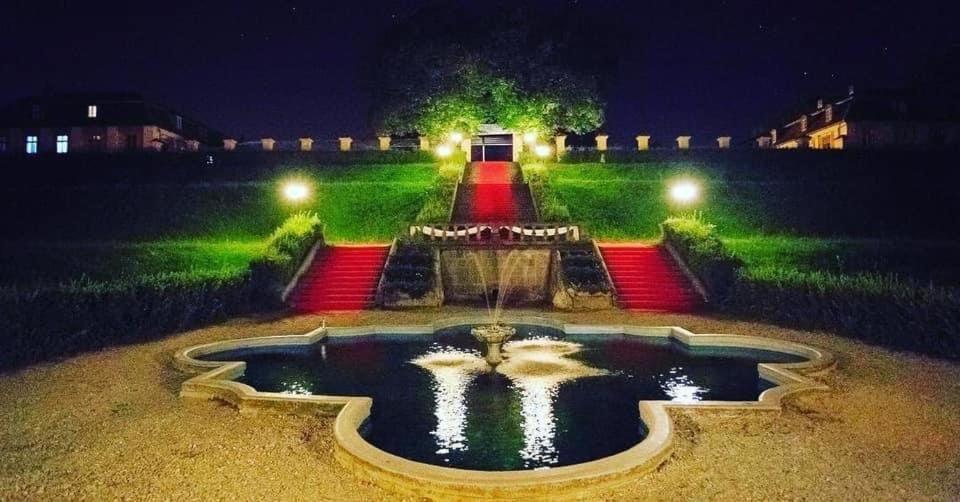 Vila Rozalia Garden Gate อาวริก ภายนอก รูปภาพ